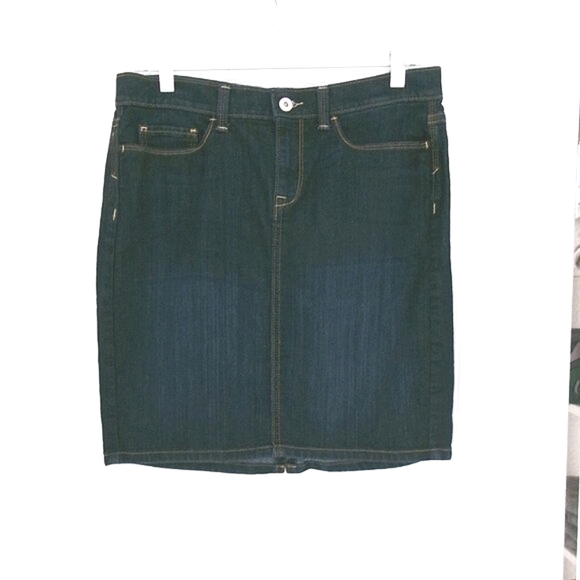 Like New Banana Republic Dark Wash Denim Jean Pencil Skirt 6 Above Knee Pockets - Picture 1 of 8